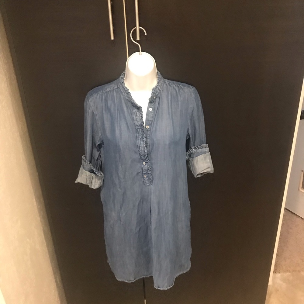 3/$30- Loft Chambray dress/tunic size xs